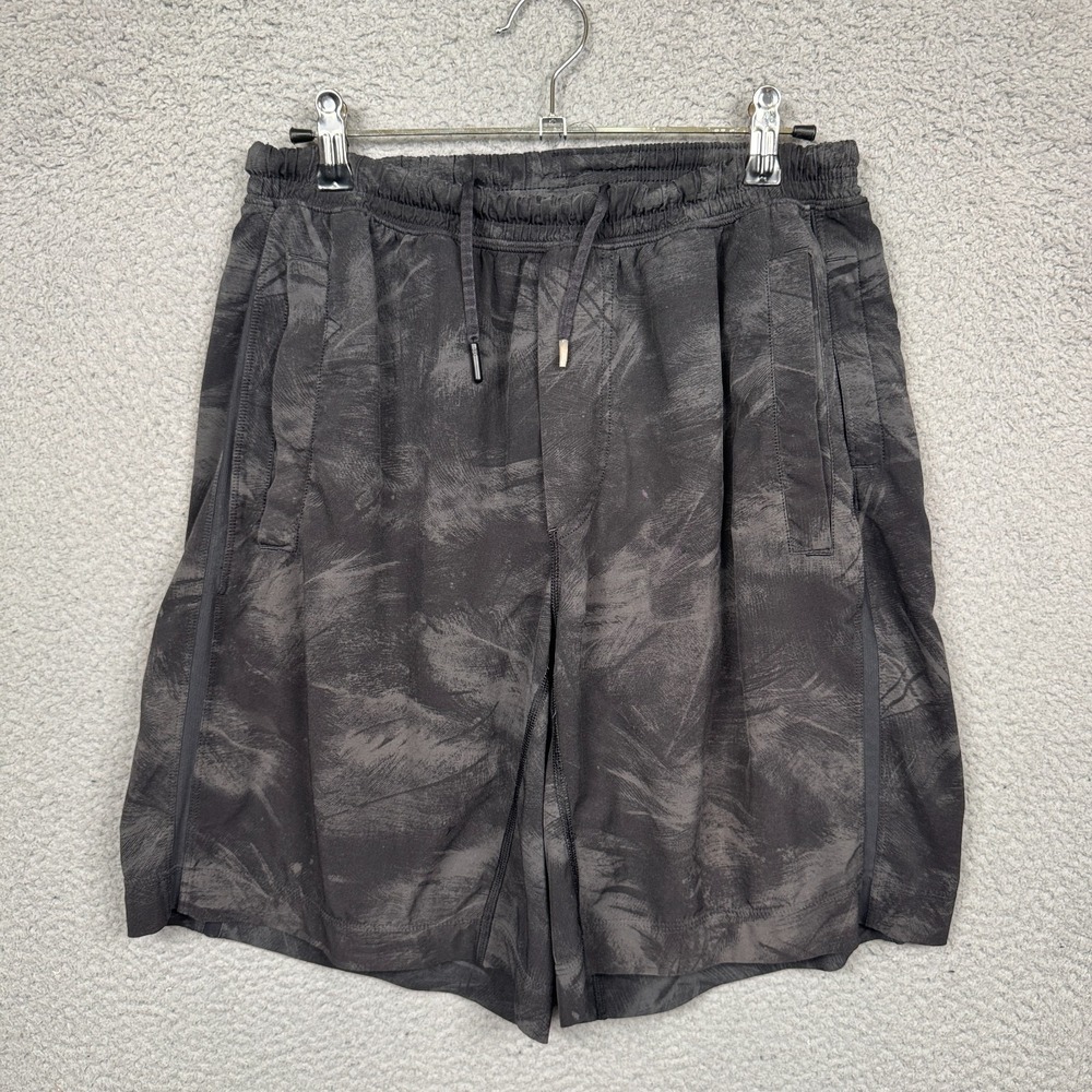 Lululemon Shorts Mens M Gray Pace Breaker Short 9" Stretch Workout Gym Running